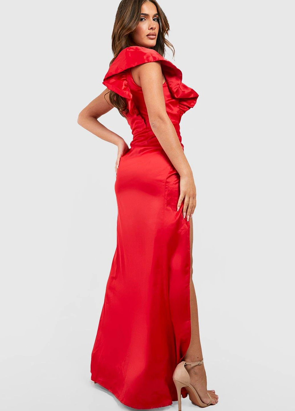 Красное вечернее платье на одно плечо Boohoo однотонное