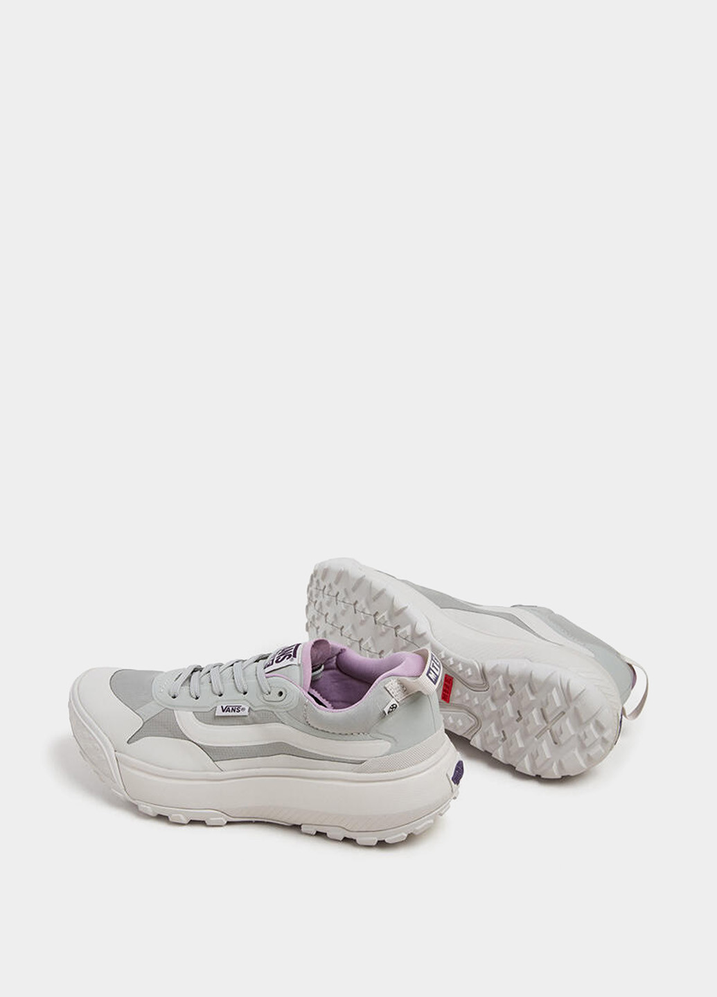 Світло-сірі всесезонні кросівки Vans