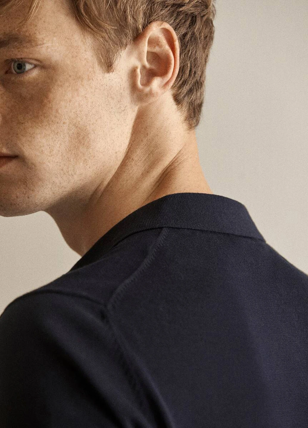 Темно-синяя футболка-поло для мужчин Massimo Dutti однотонная