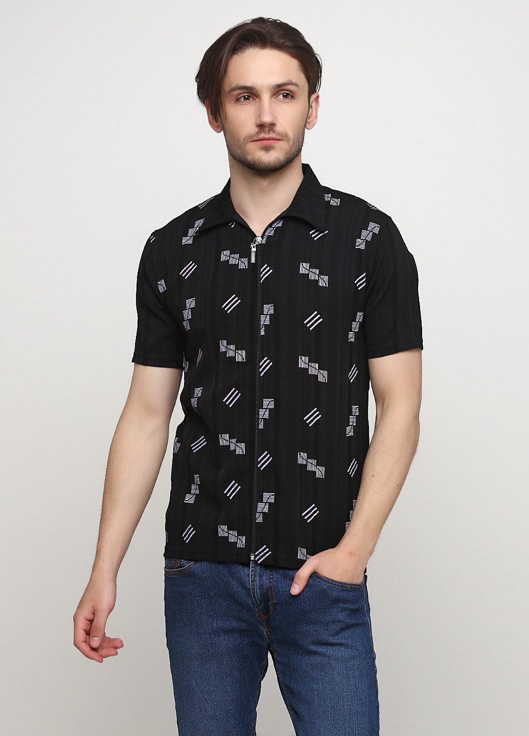 Черная кэжуал рубашка с абстрактным узором Recodar