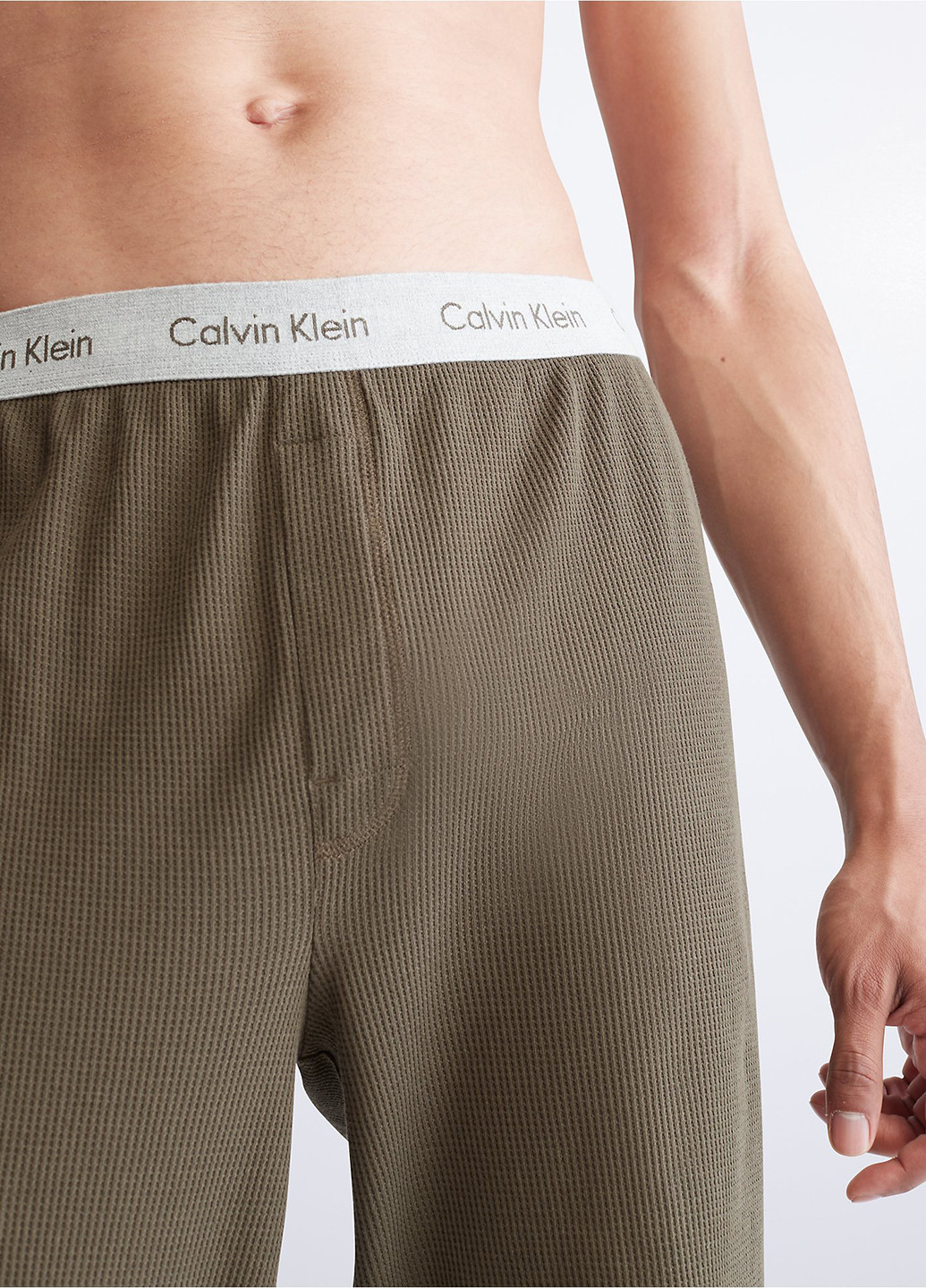 Хаки повседневный демисезонные брюки Calvin Klein