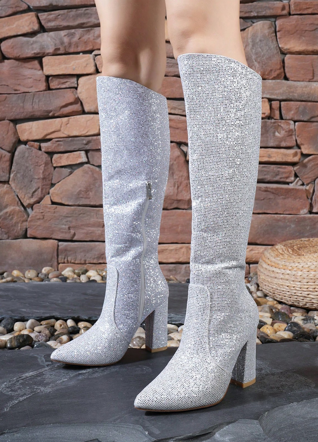 Осенние сапоги SHEIN со стразами