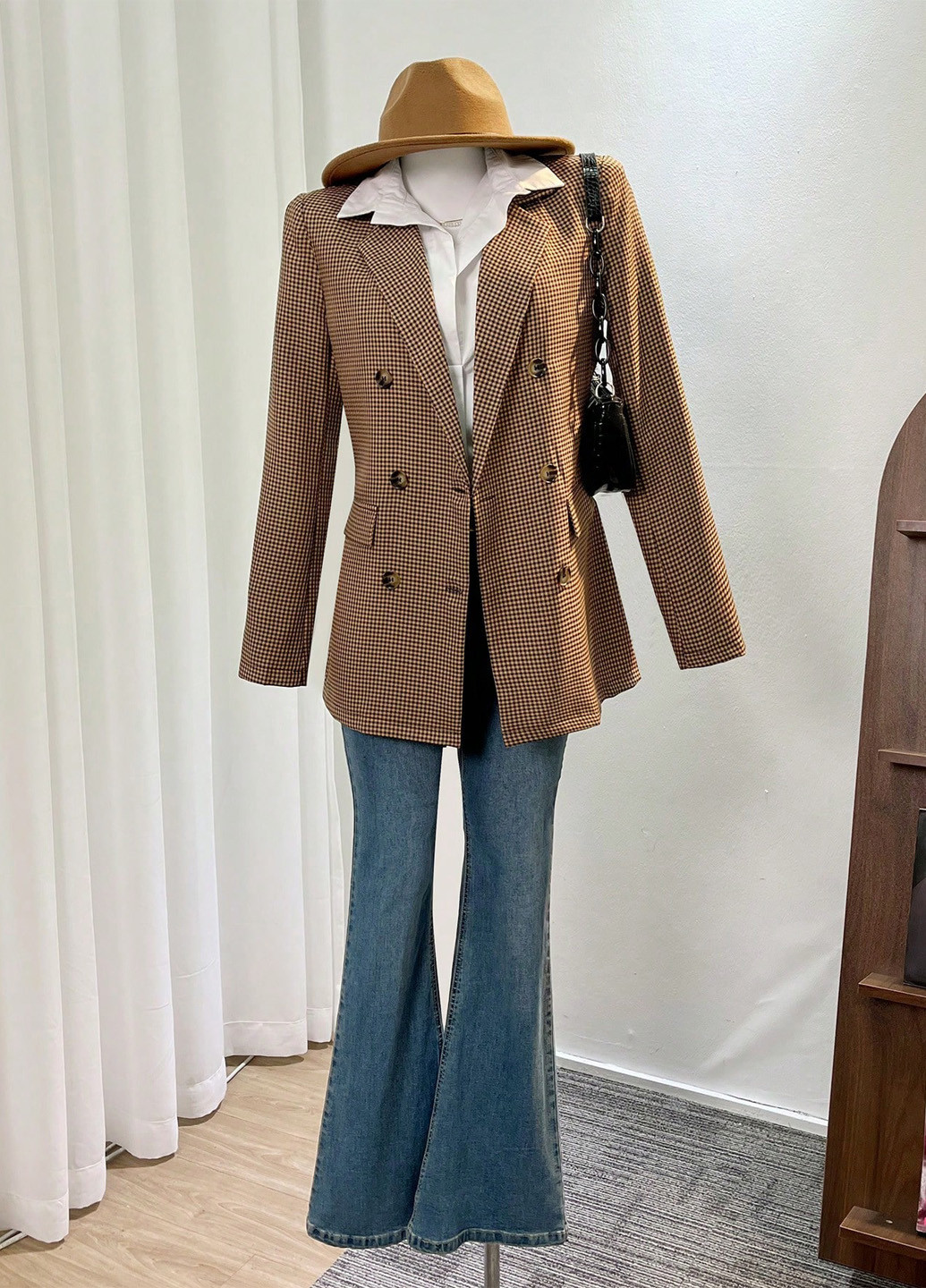 Бежевый женский пиджак SHEIN в клеточку - демисезонный