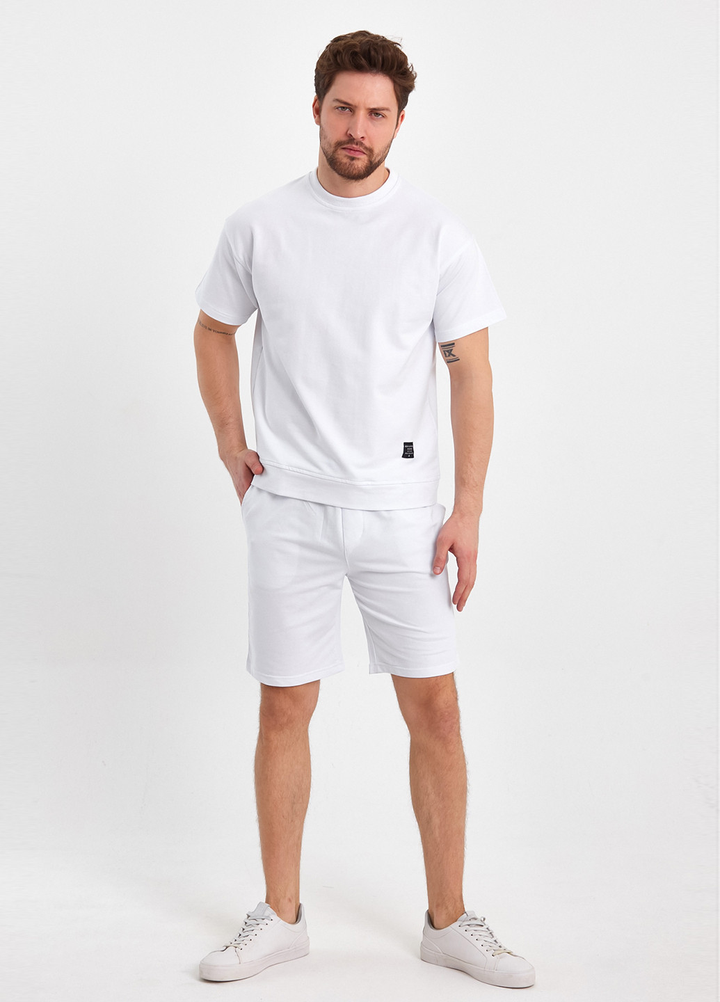Белый летний комплект (футболка, шорты) Trend Collection