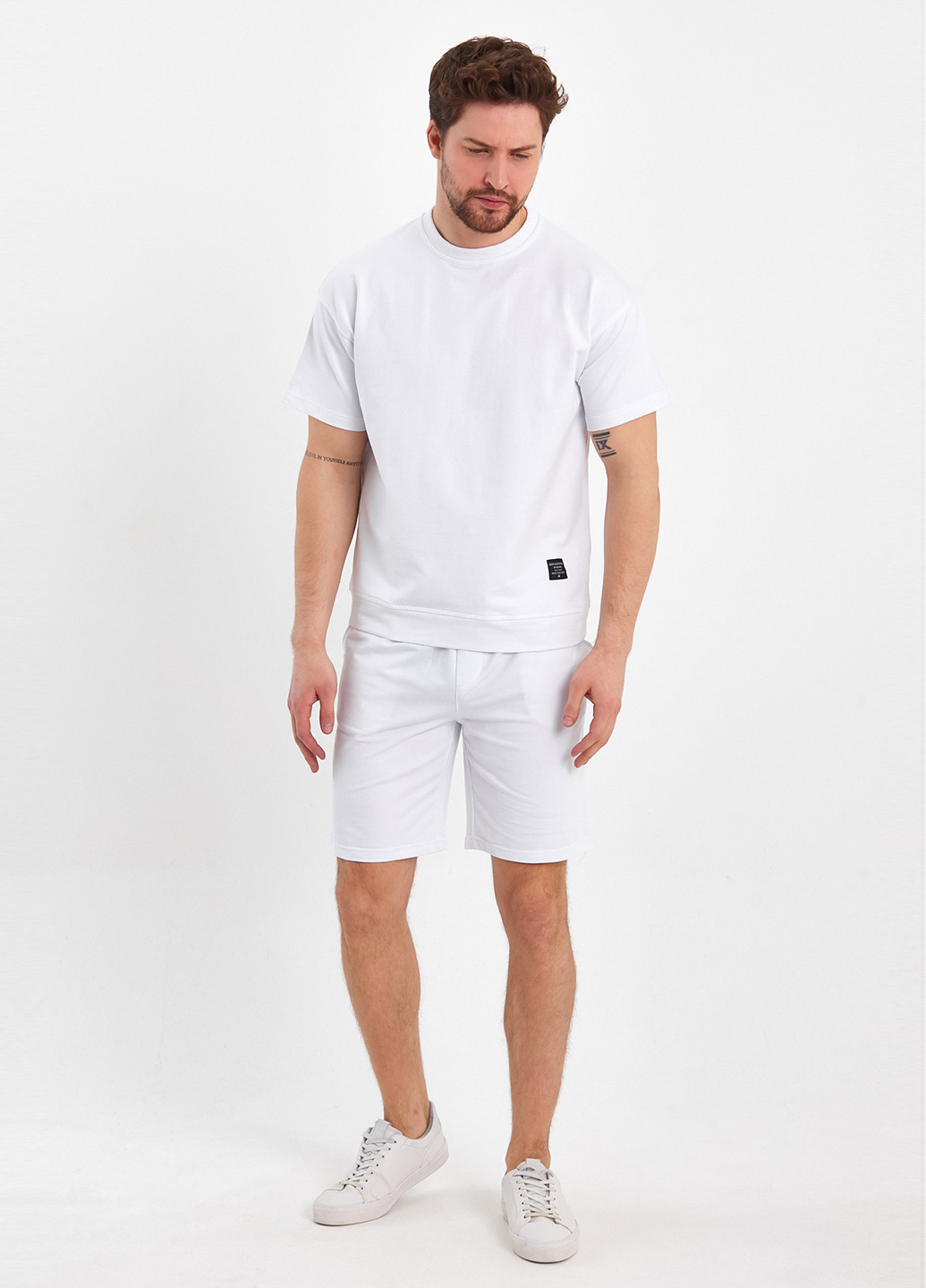 Белый летний комплект (футболка, шорты) Trend Collection