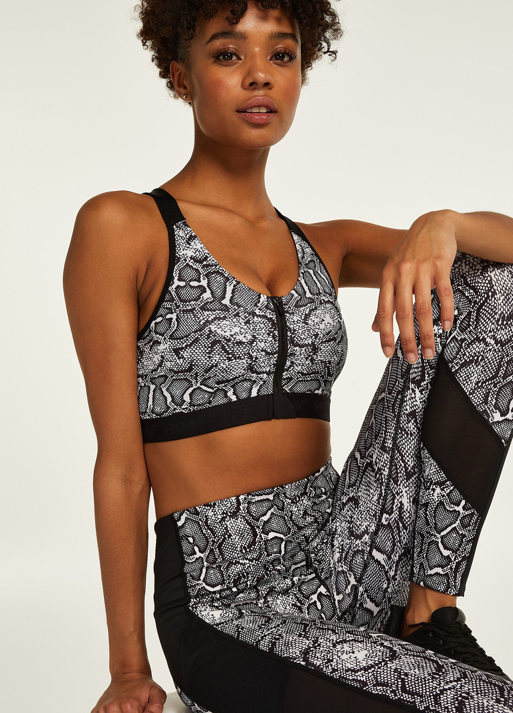 Чорно-білий топ бюстгальтер Hunkemoller без кісточок поліамід