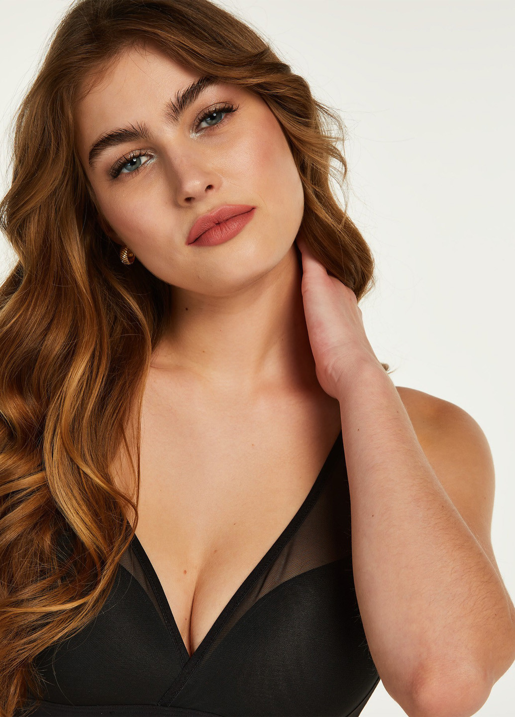 Чёрный бюстгальтер Hunkemoller без косточек полиамид