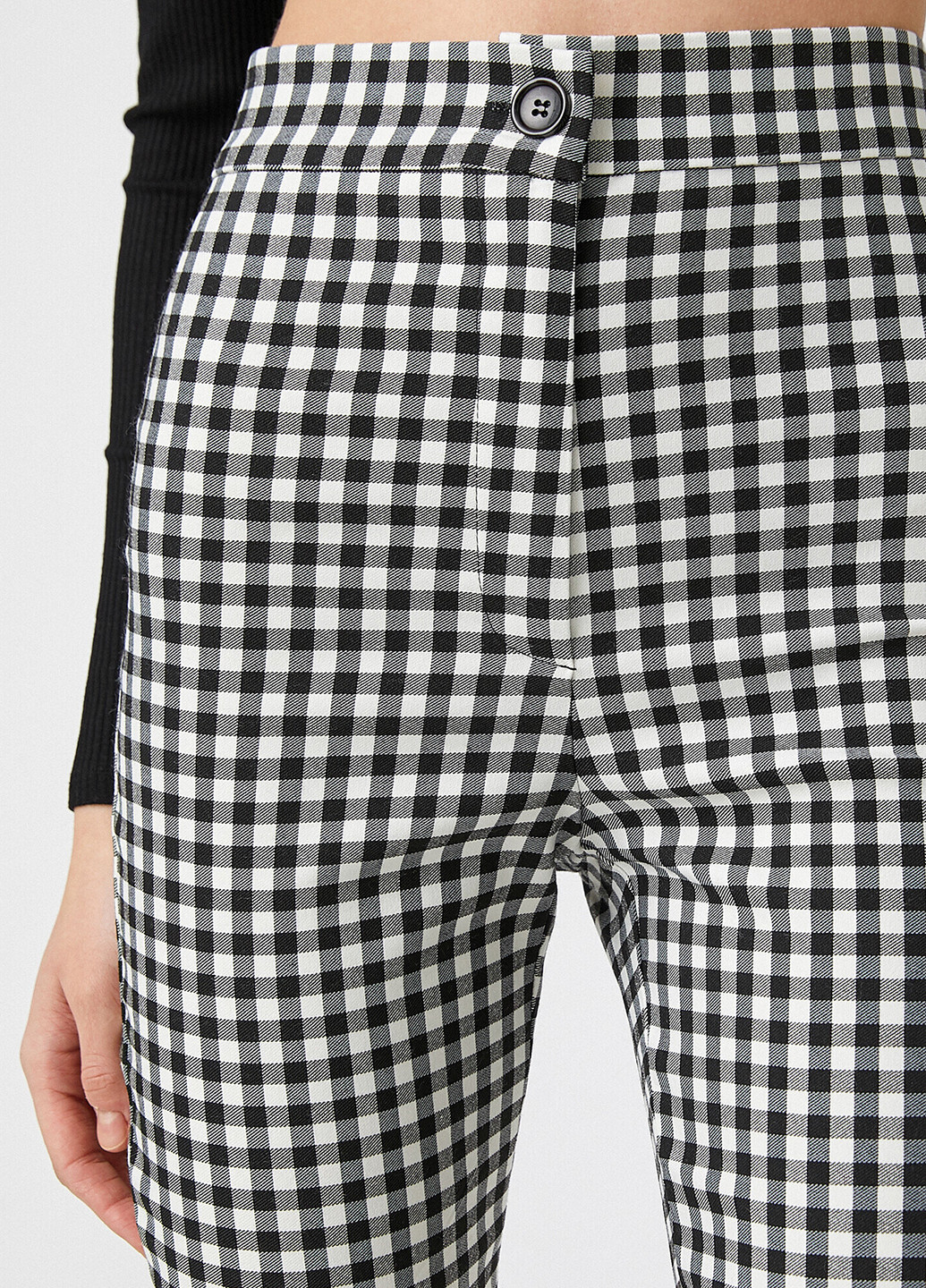 Черно-белые кэжуал демисезонные клеш, укороченные брюки KOTON