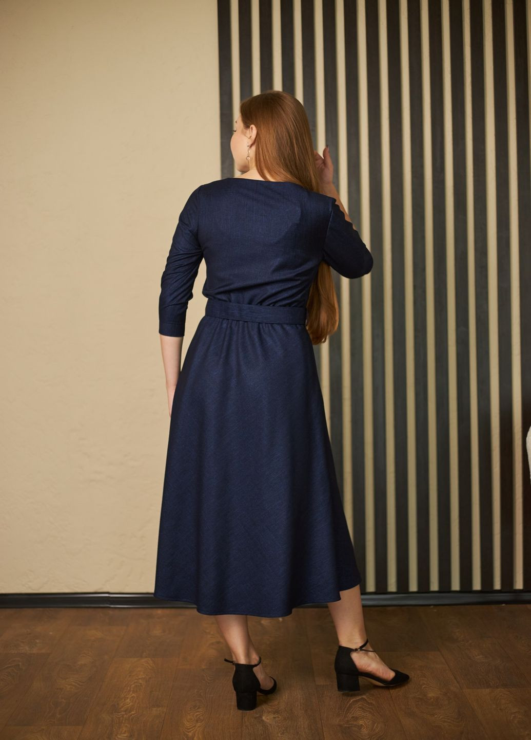 Темно-синее кэжуал платье клеш MiNiMax однотонное