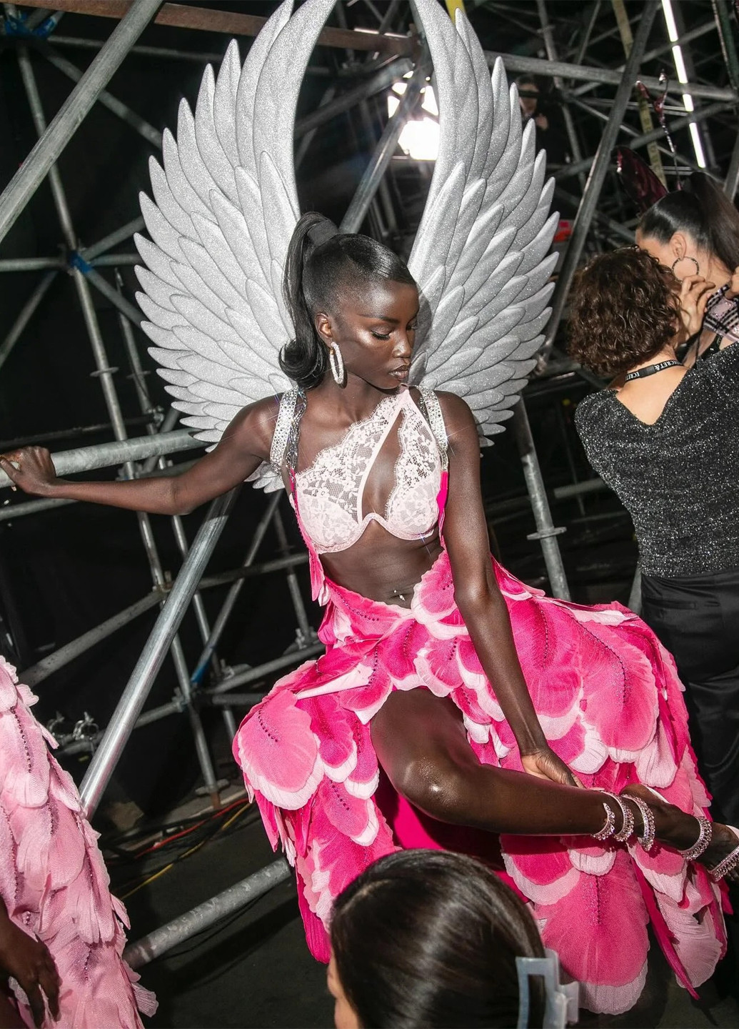 Розовый демисезонный комплект (бюстгальтер, трусики) Victoria's Secret