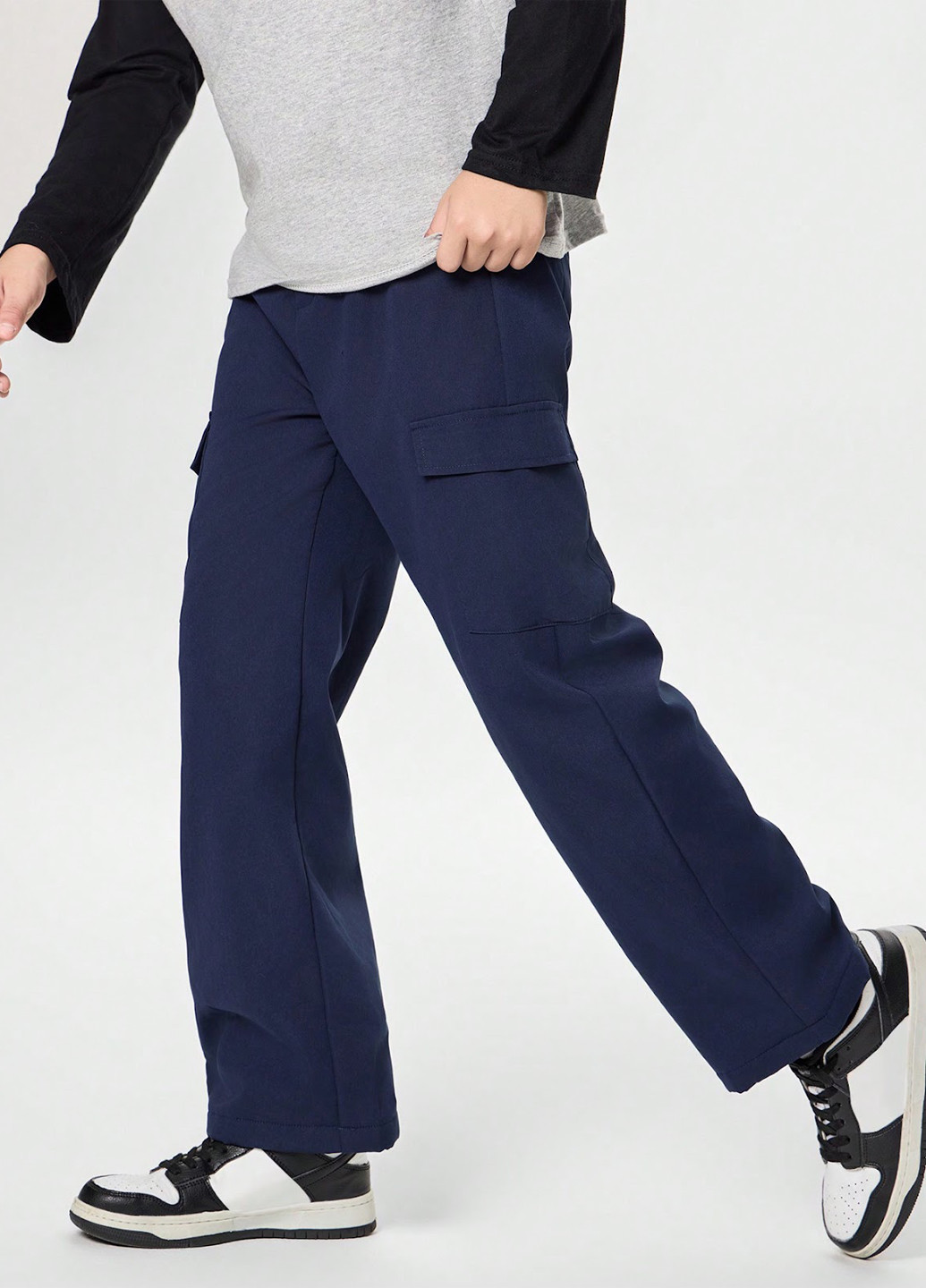 Темно-синие спортивные демисезонные брюки карго SHEIN