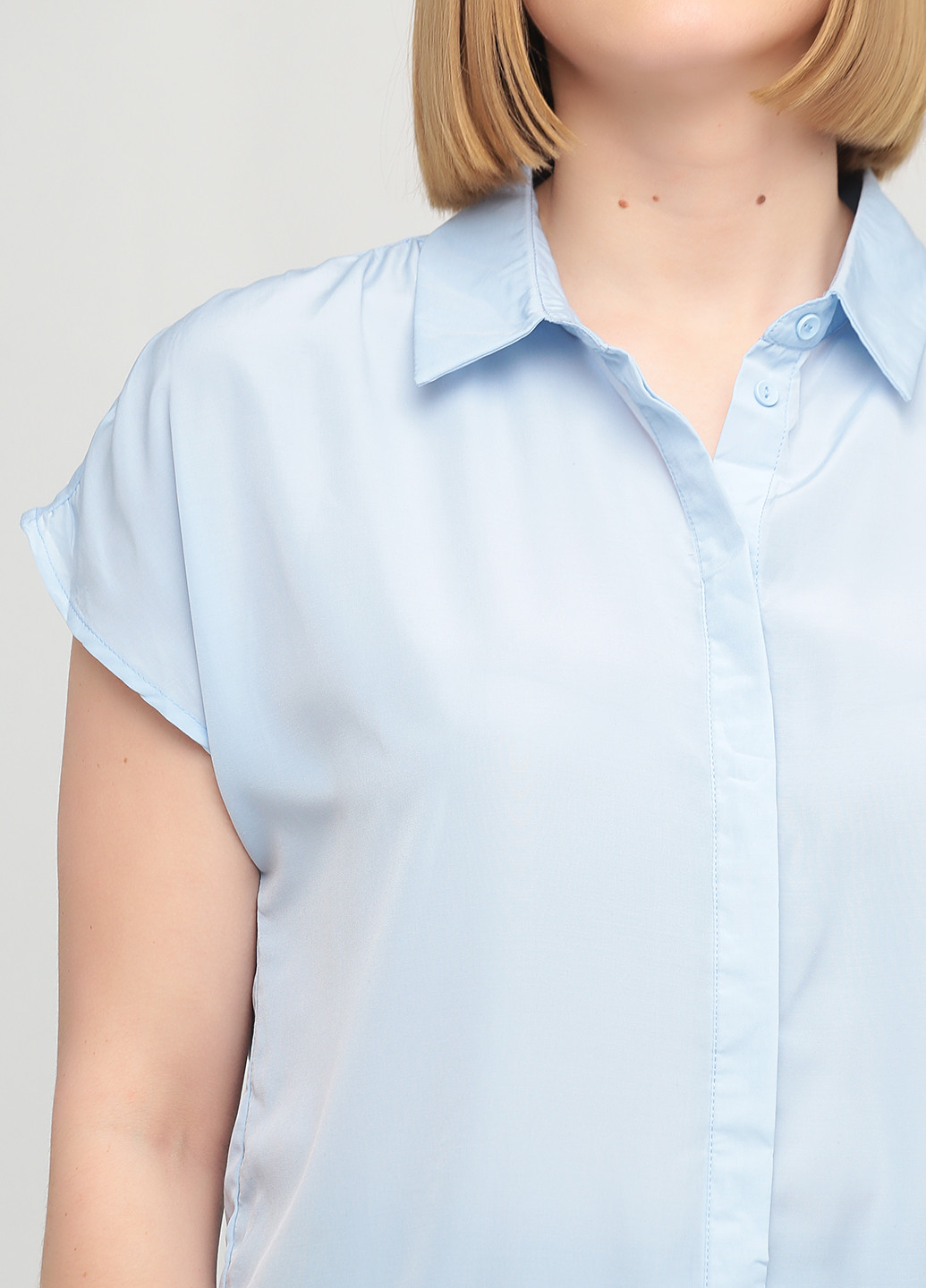 Светло-голубая демисезонная блуза Vero Moda