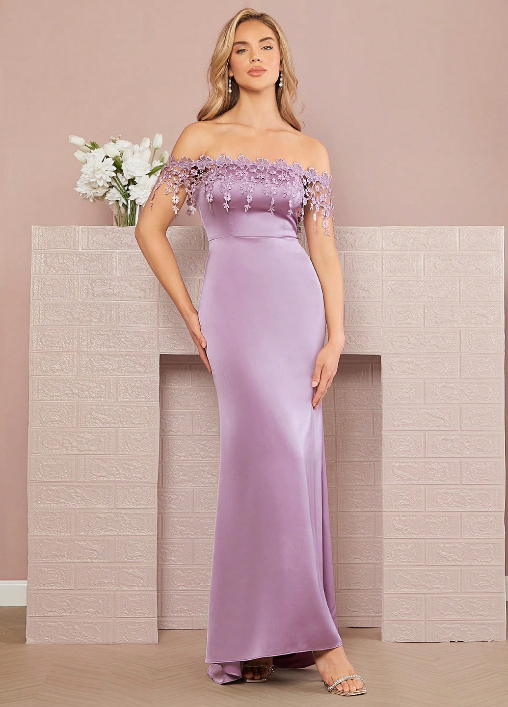 Сиреневое вечернее платье годе, с открытыми плечами, с открытой спиной, со шлейфом SHEIN однотонное