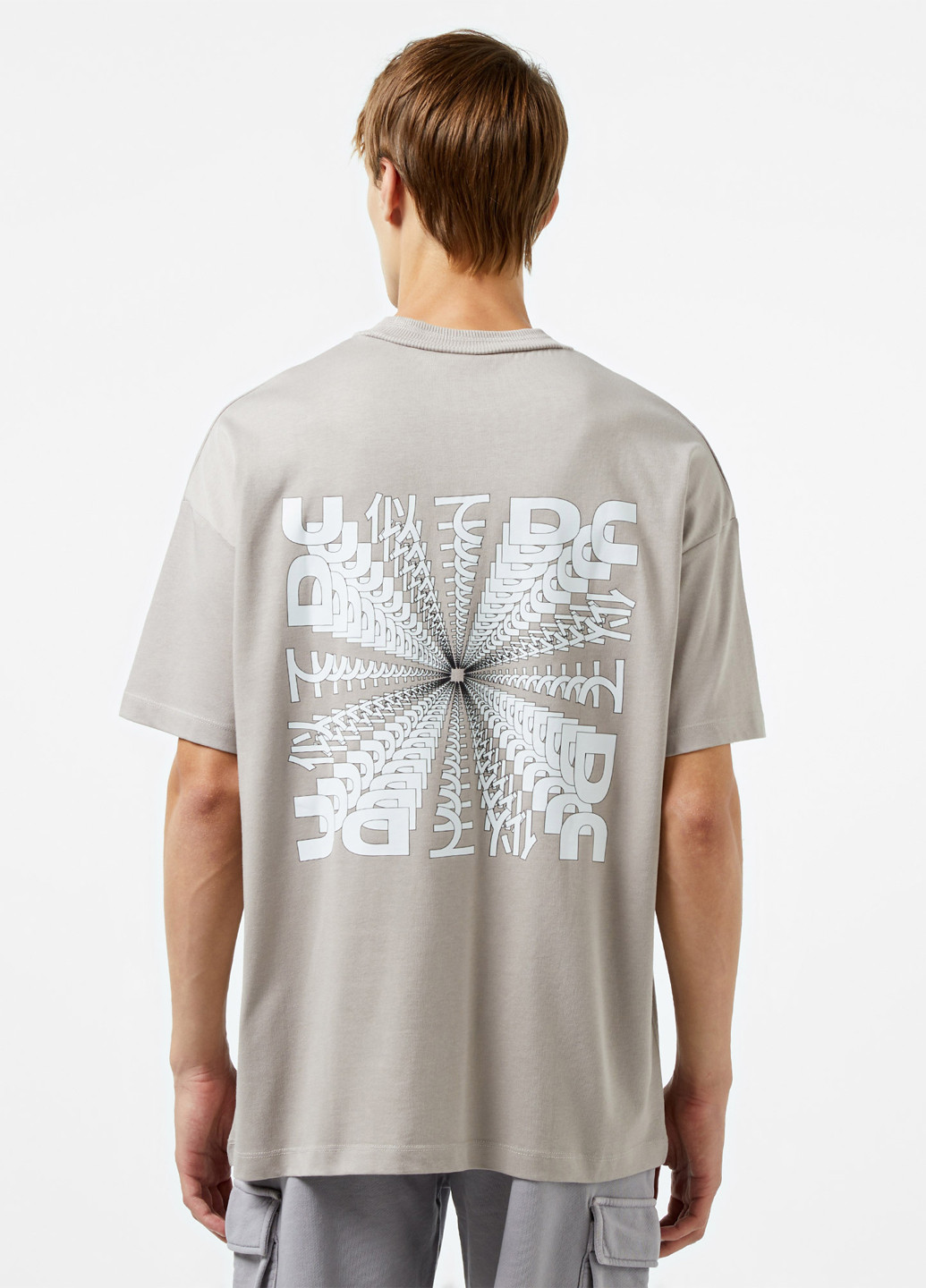 Серая футболка UNITED4