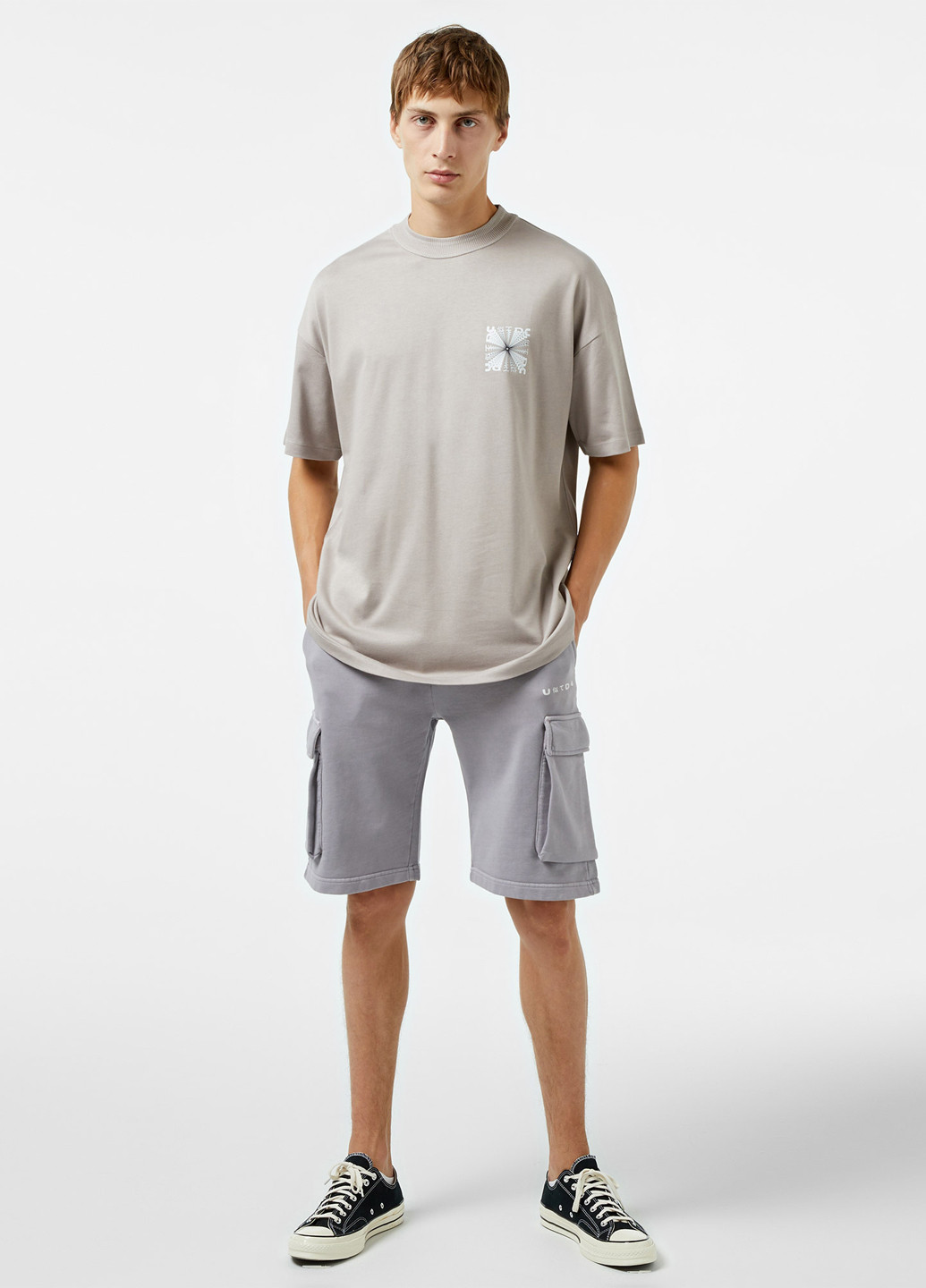 Серая футболка UNITED4