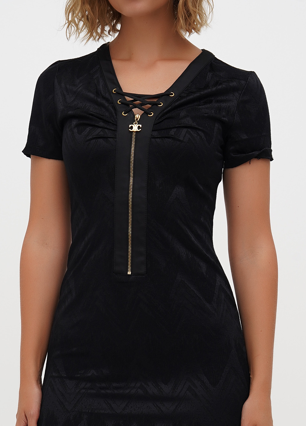 Чорна кежуал сукня силуетна Sassofono однотонна