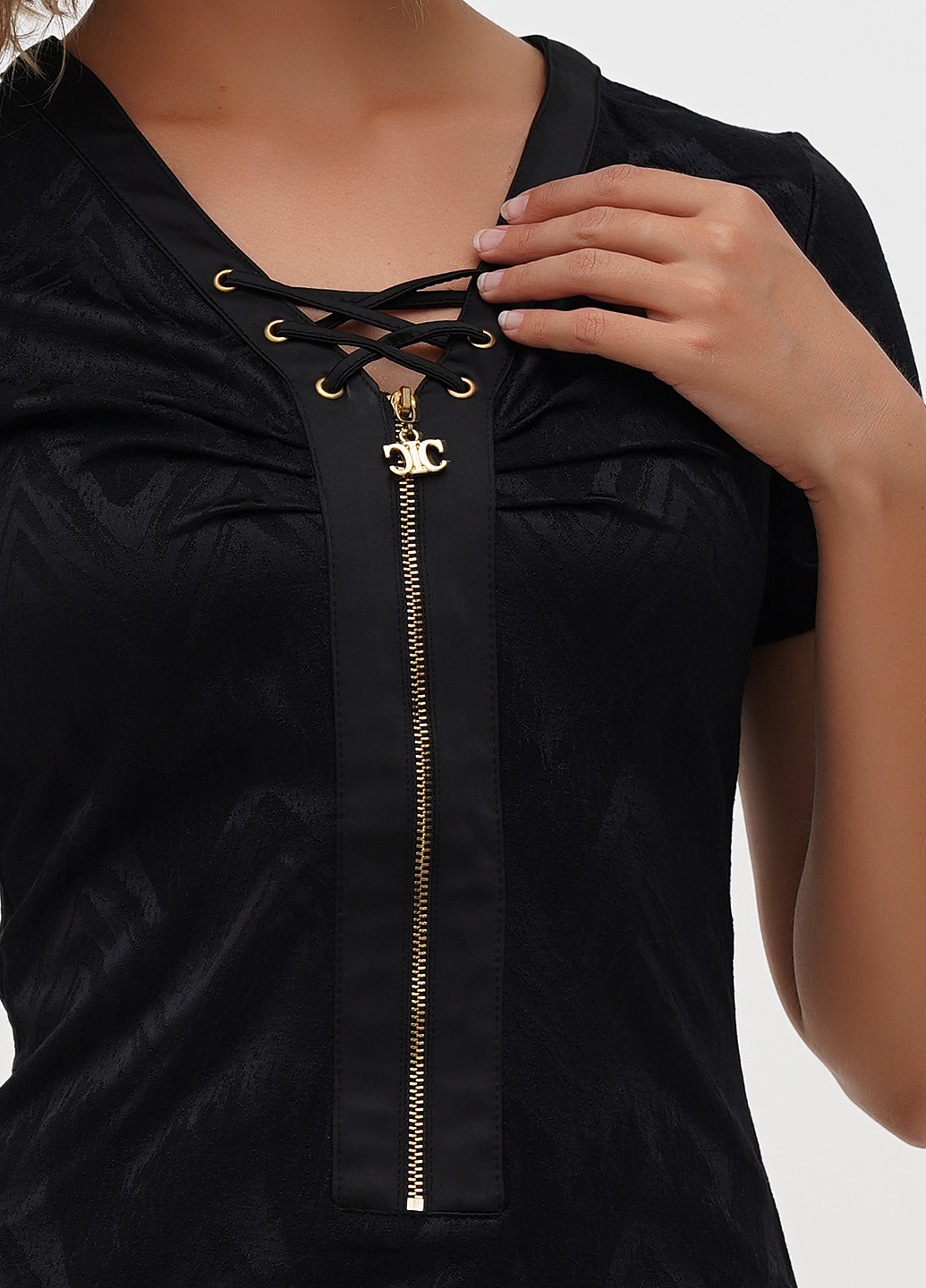 Чорна кежуал сукня силуетна Sassofono однотонна