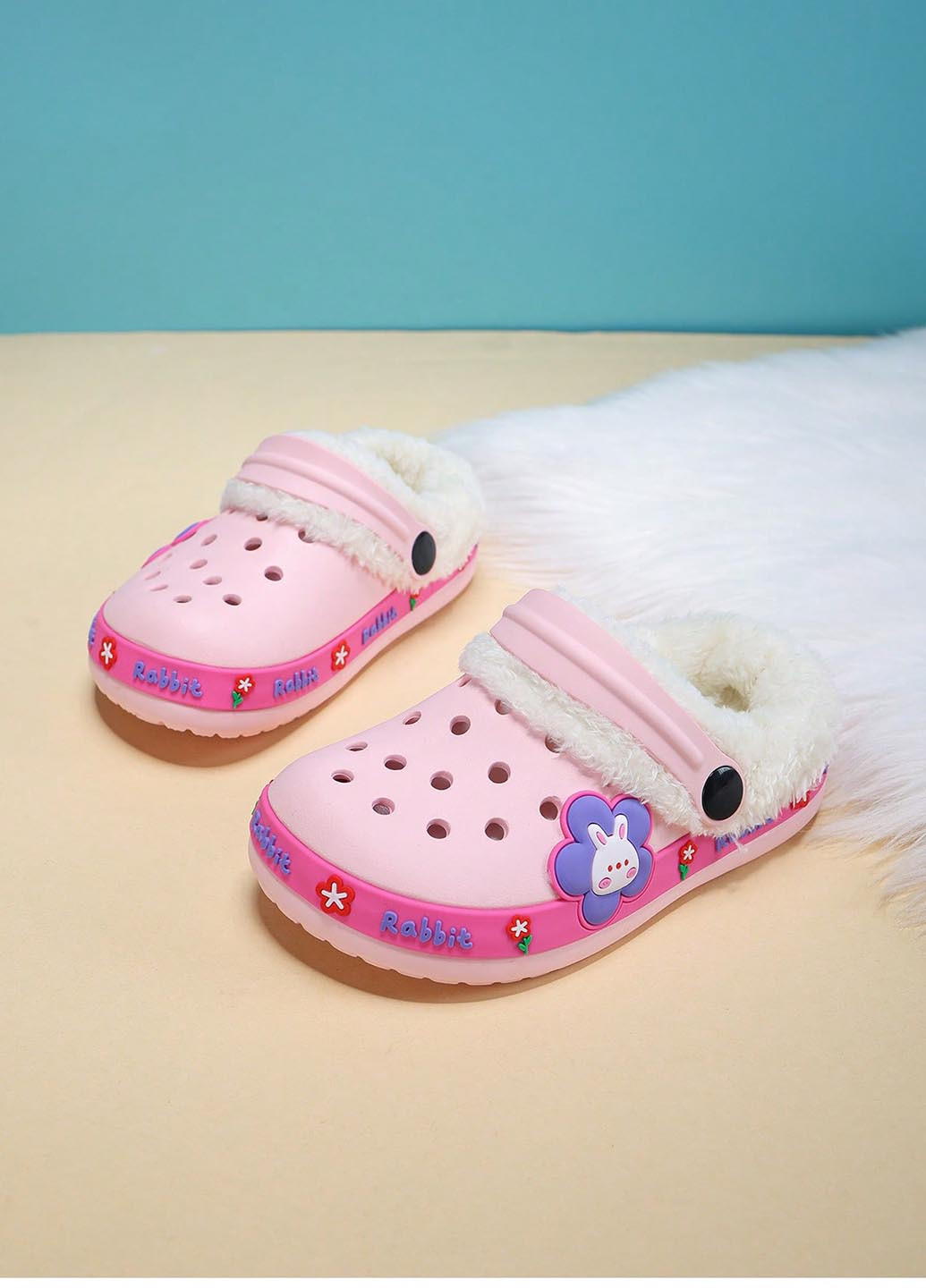 Розовые сабо SHEIN с аппликацией