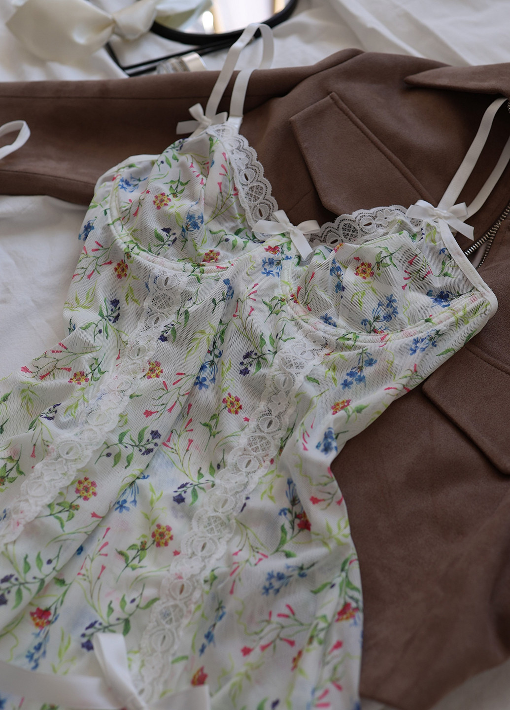 Білий демісезонний комплект (пеньюар, трусики) NOVA VEGA