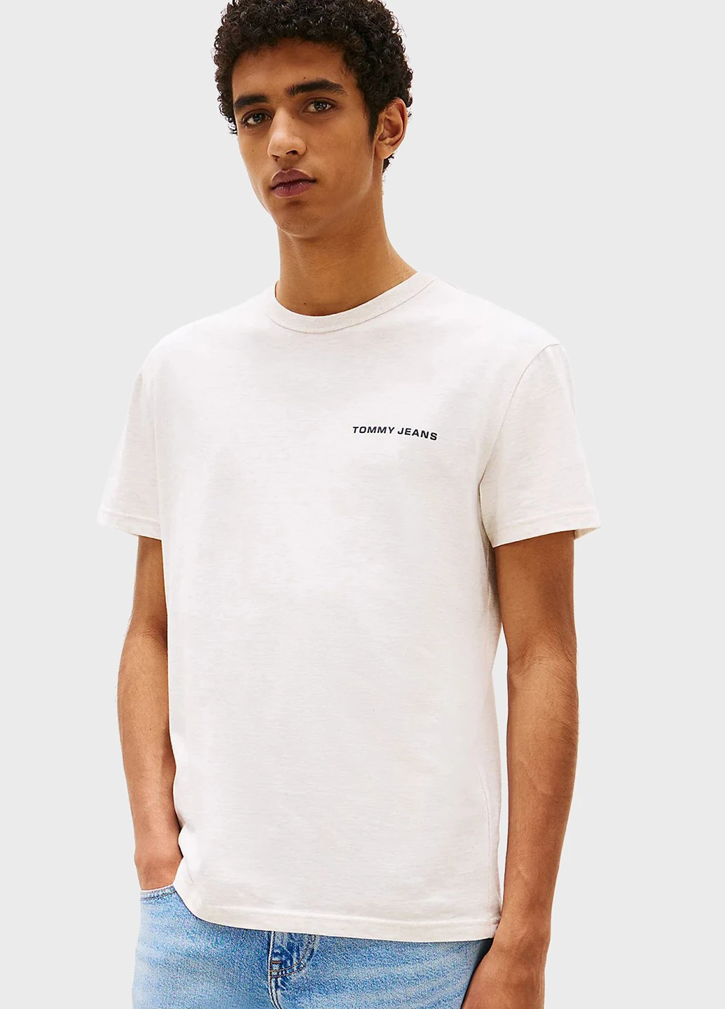Молочна футболка Tommy Jeans