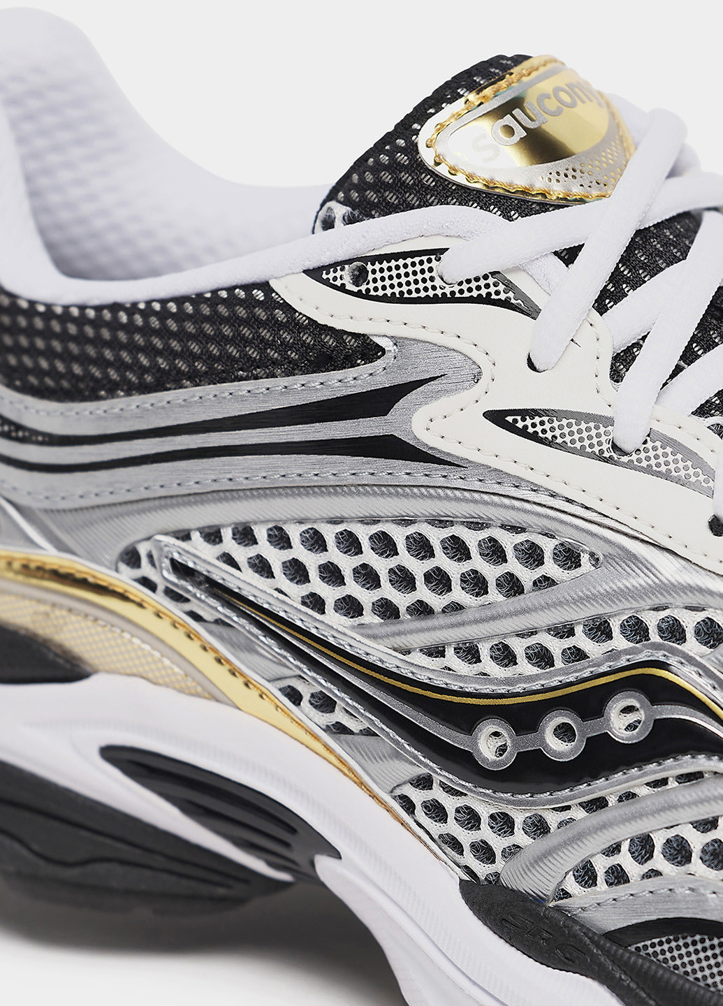 Комбіновані всесезонні кросівки Saucony PROGRID OMNI 9 OG