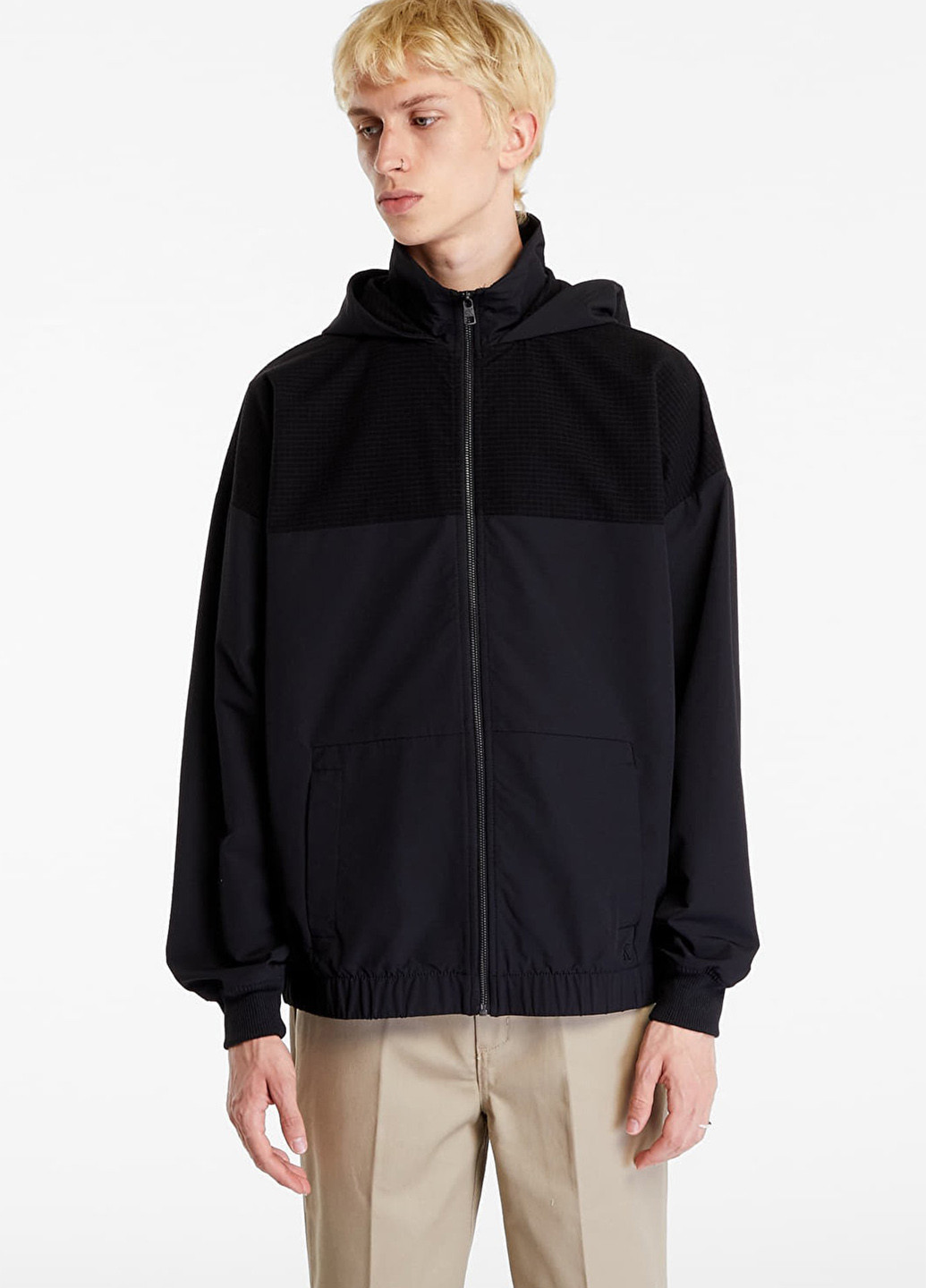 Чорна демісезонна вітровка Calvin Klein Jeans