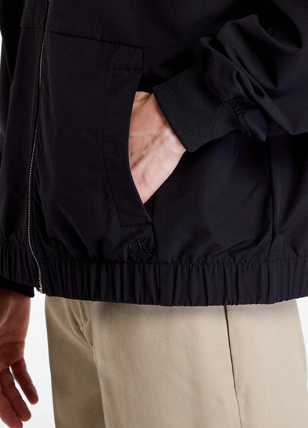 Чорна демісезонна вітровка Calvin Klein Jeans