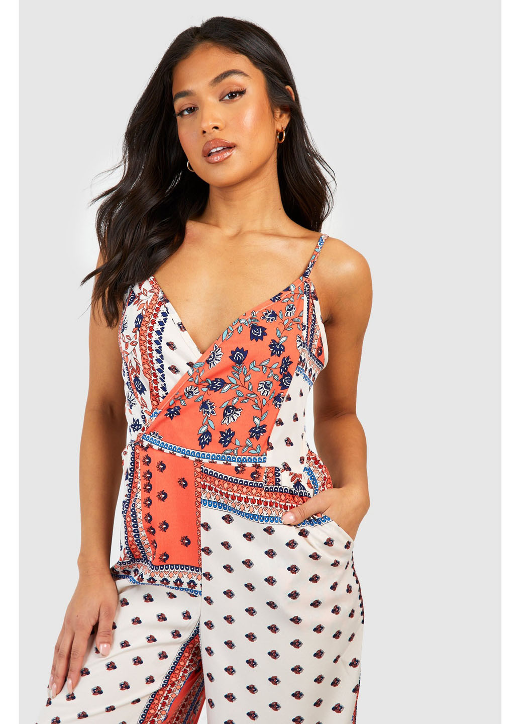 Комбінезон Boohoo комбінезон-брюки малюнок комбінований кежуал поліестер