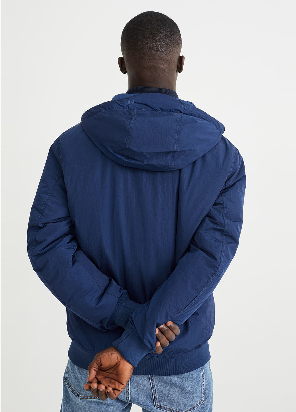 Синя демісезонна куртка C&A