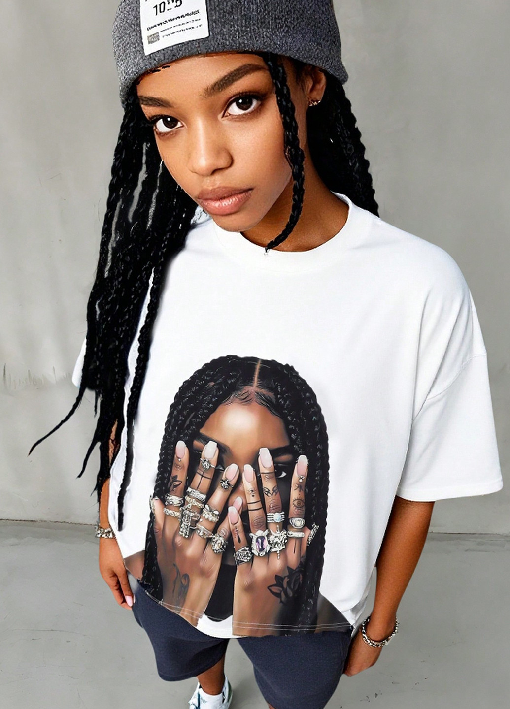 Белая летняя футболка SHEIN