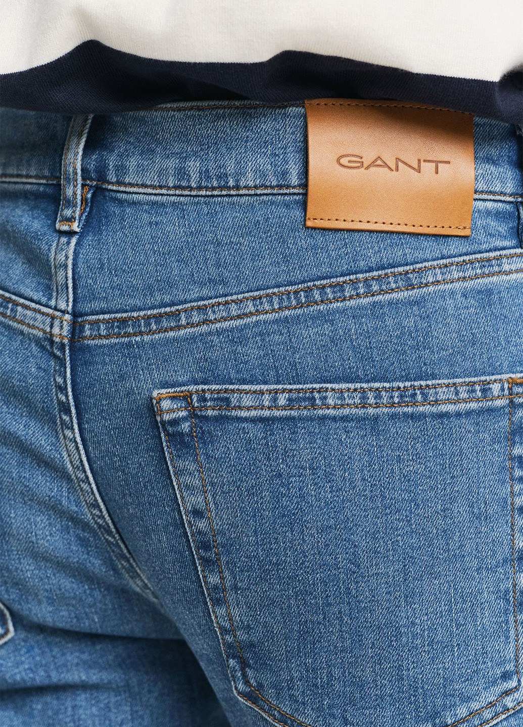 Светло-синие демисезонные регюлар фит джинсы Gant