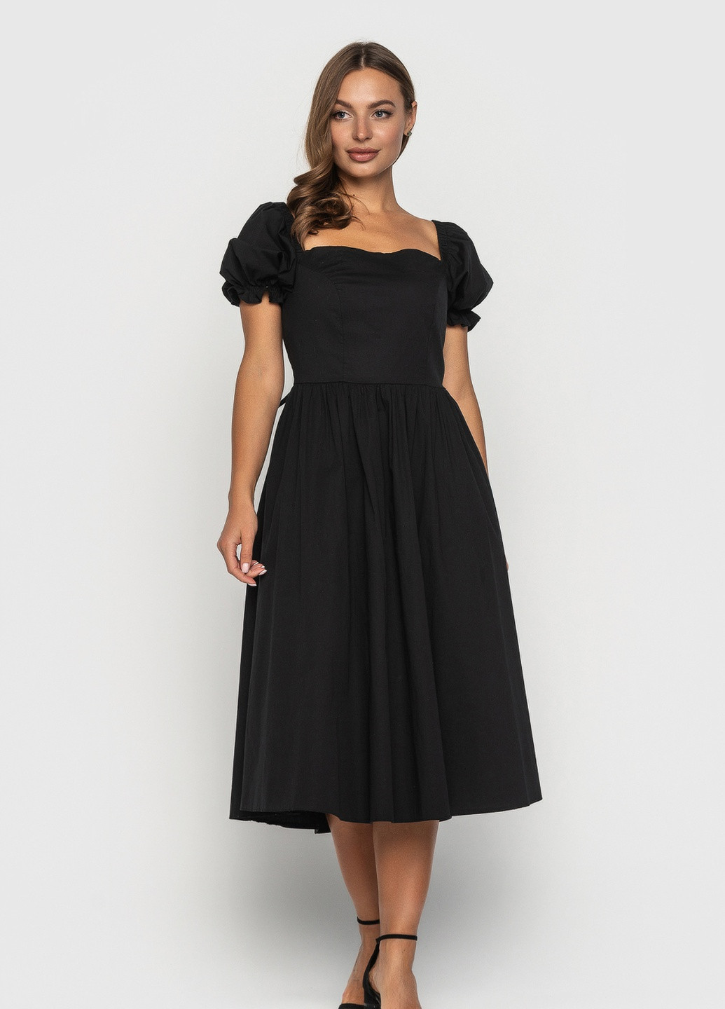Черное кэжуал платье с открытой спиной с юбкой-солнце, колокол, клеш BeART однотонное