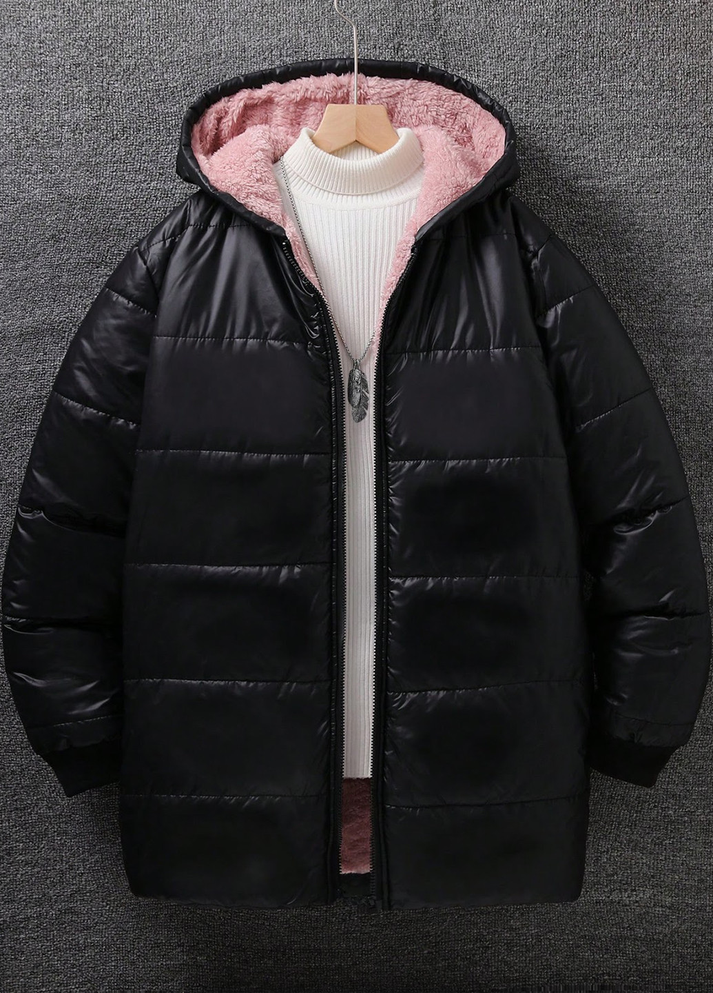 Чорна зимня куртка SHEIN