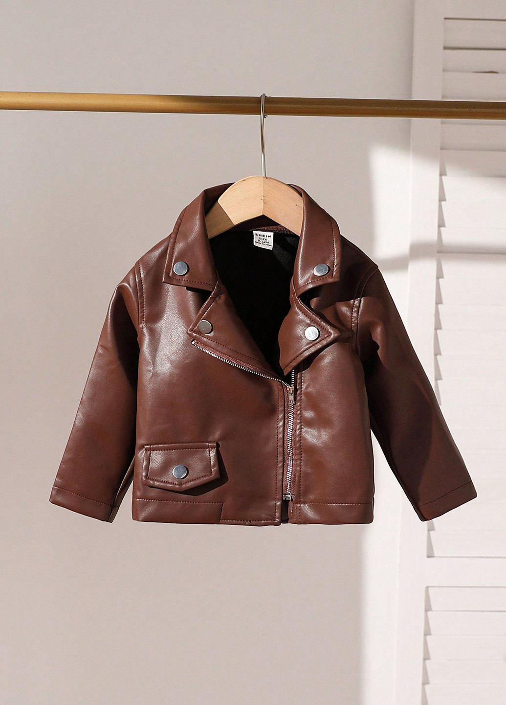 Коричневая демисезонная куртка косуха SHEIN