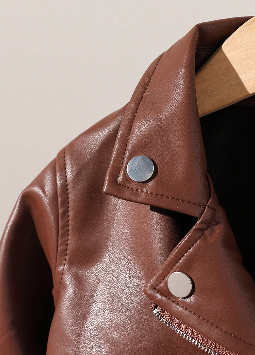 Коричневая демисезонная куртка косуха SHEIN