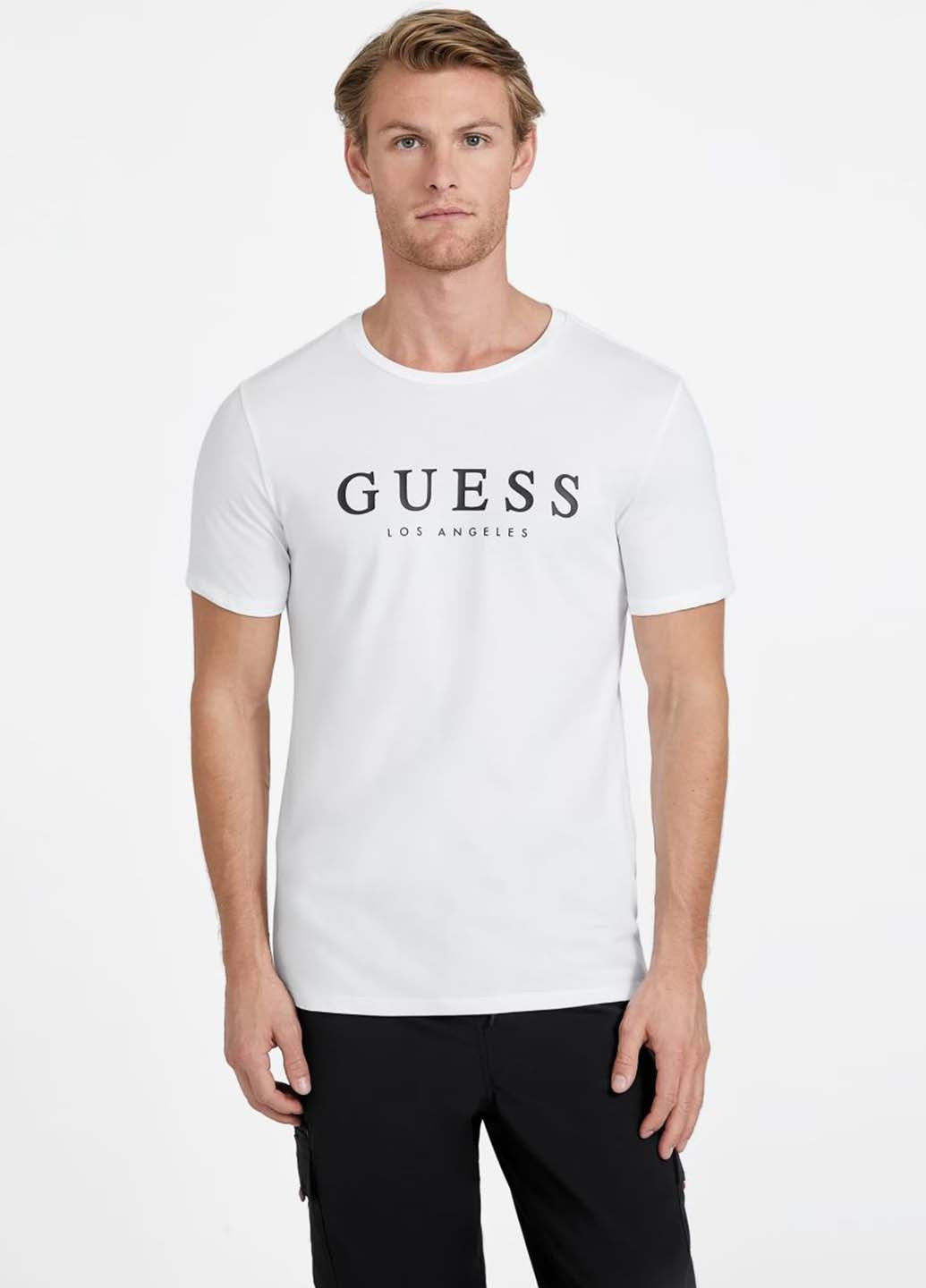 Белая футболка Guess