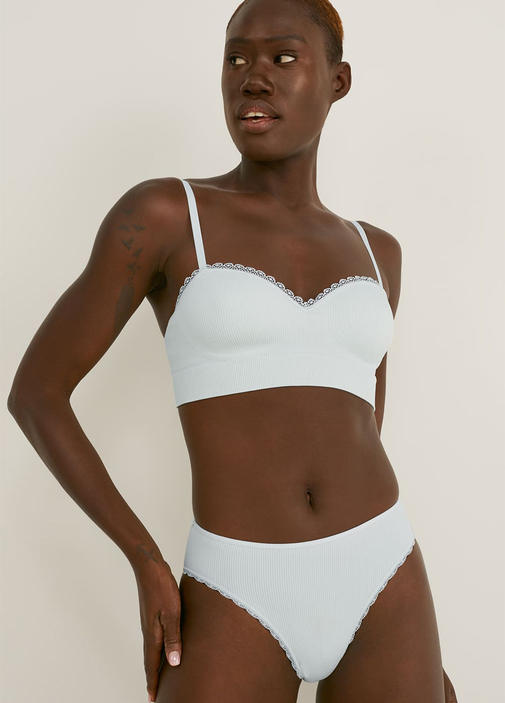 Світло-зелений бюстгальтер C&A без кісточок трикотаж, поліамід