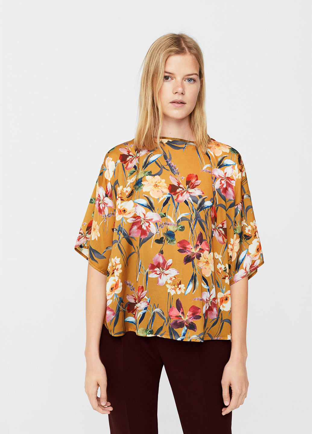 Світло-коричнева літня блуза Mango