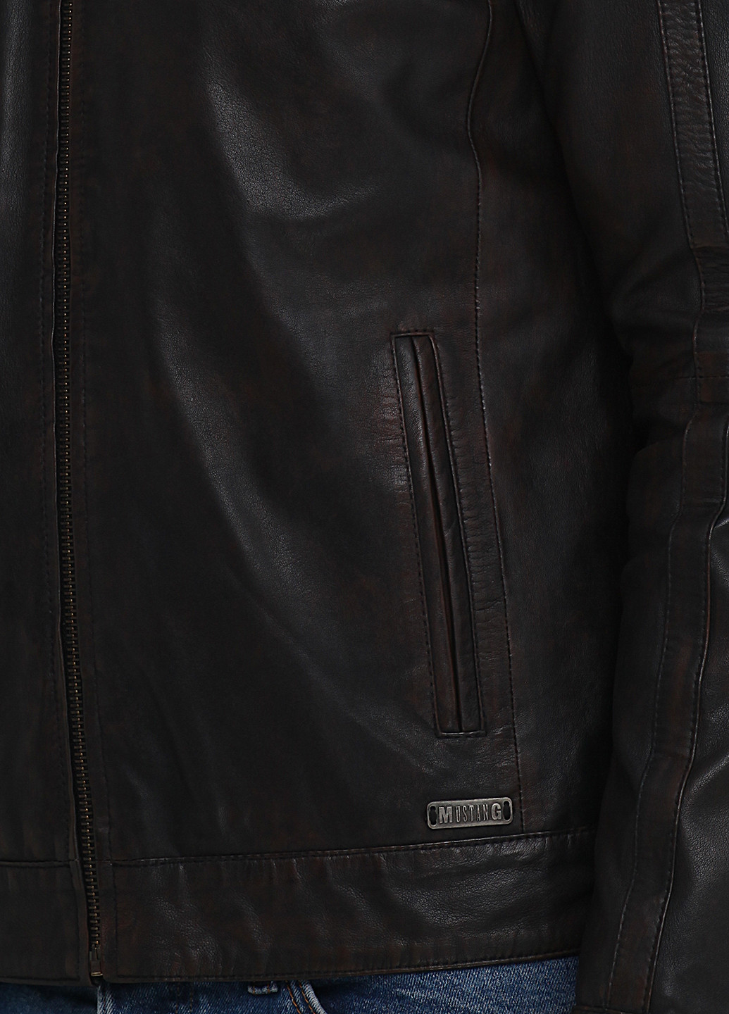 Темно-коричневая демисезонная куртка кожаная Mustang