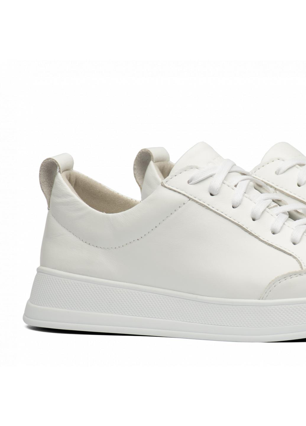Белые демисезонные кроссовки кожаные женские 180415 No Brand