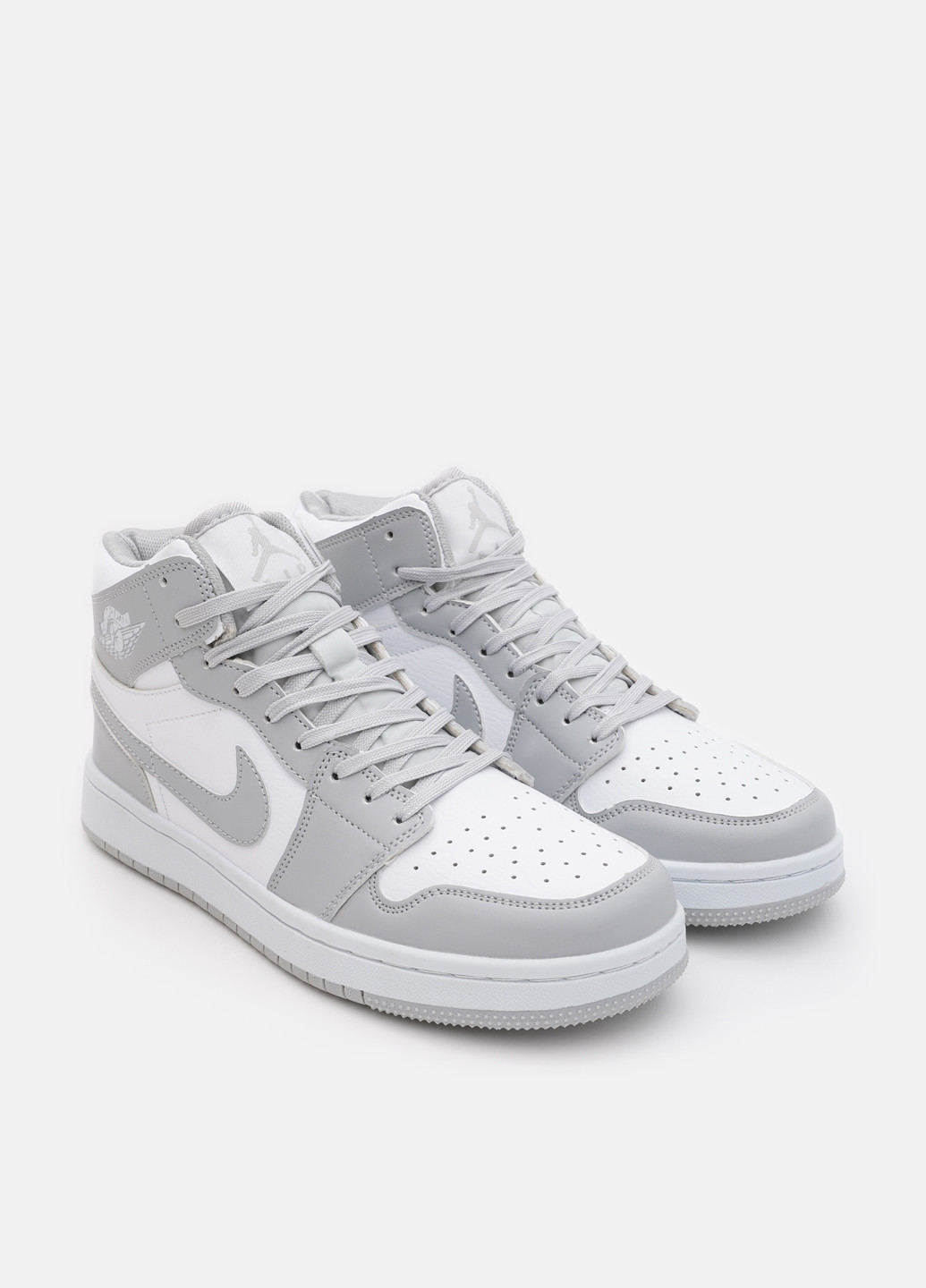 Светло-серые кеды No Brand