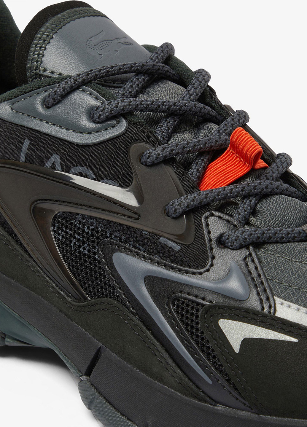 Черные демисезонные кроссовки Lacoste L003 NEO TECH