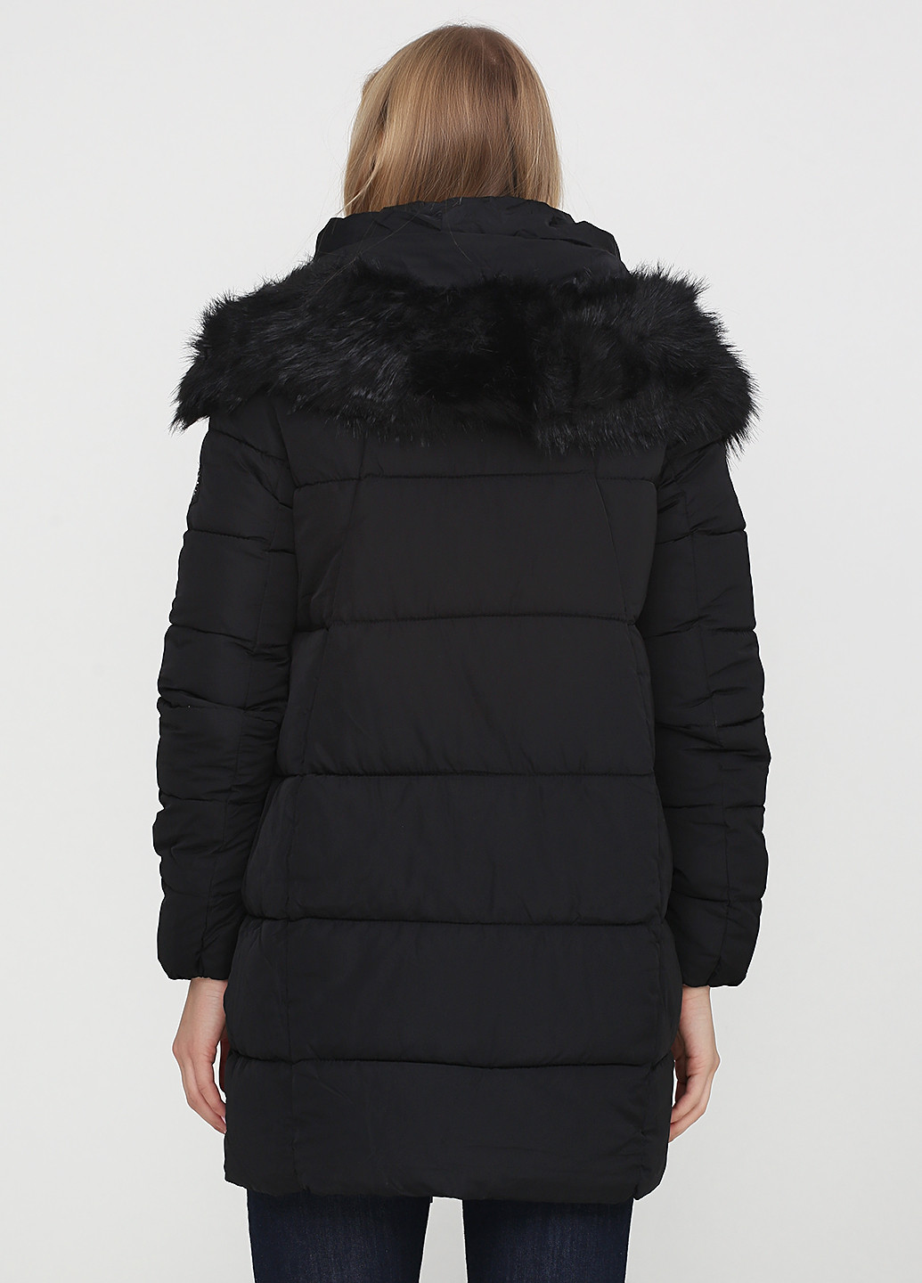 Черная зимняя куртка Anna Moda Piu