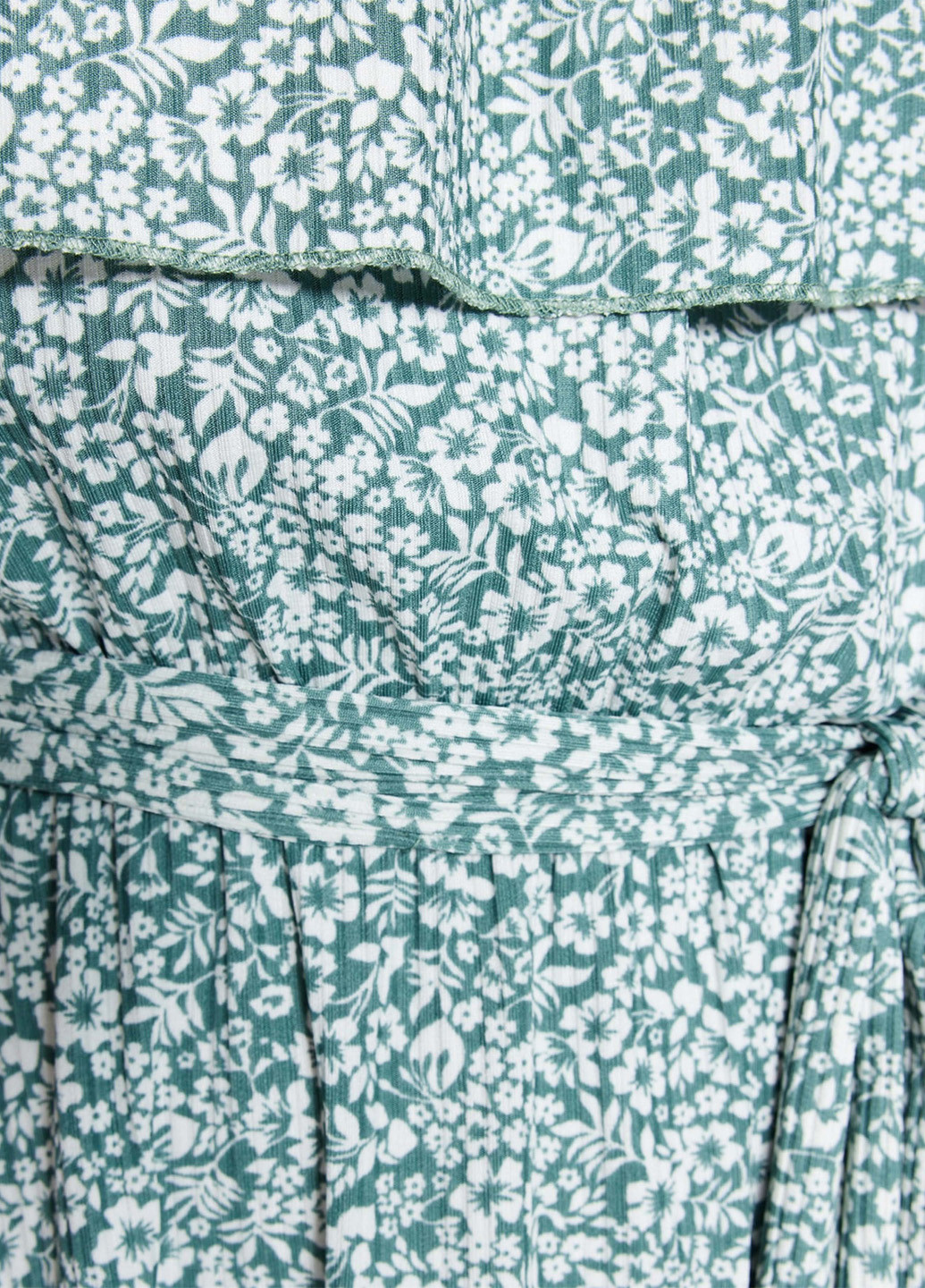 Мятное кэжуал платье с открытыми плечами Trendyol с цветочным принтом