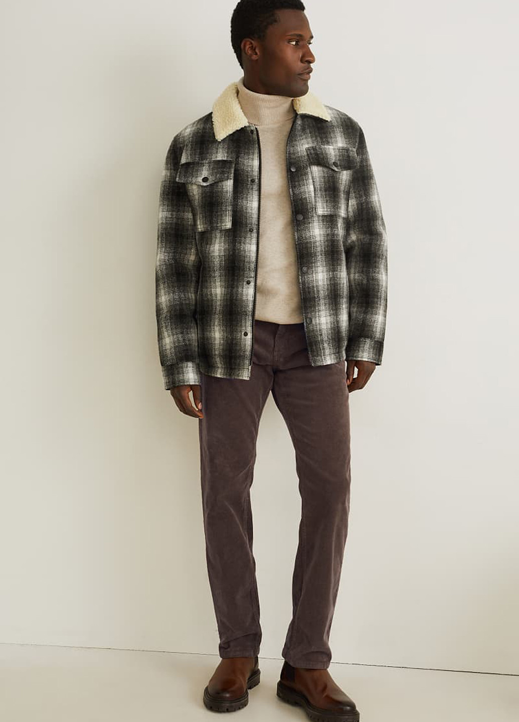 Темно-серые кэжуал демисезонные прямые брюки C&A