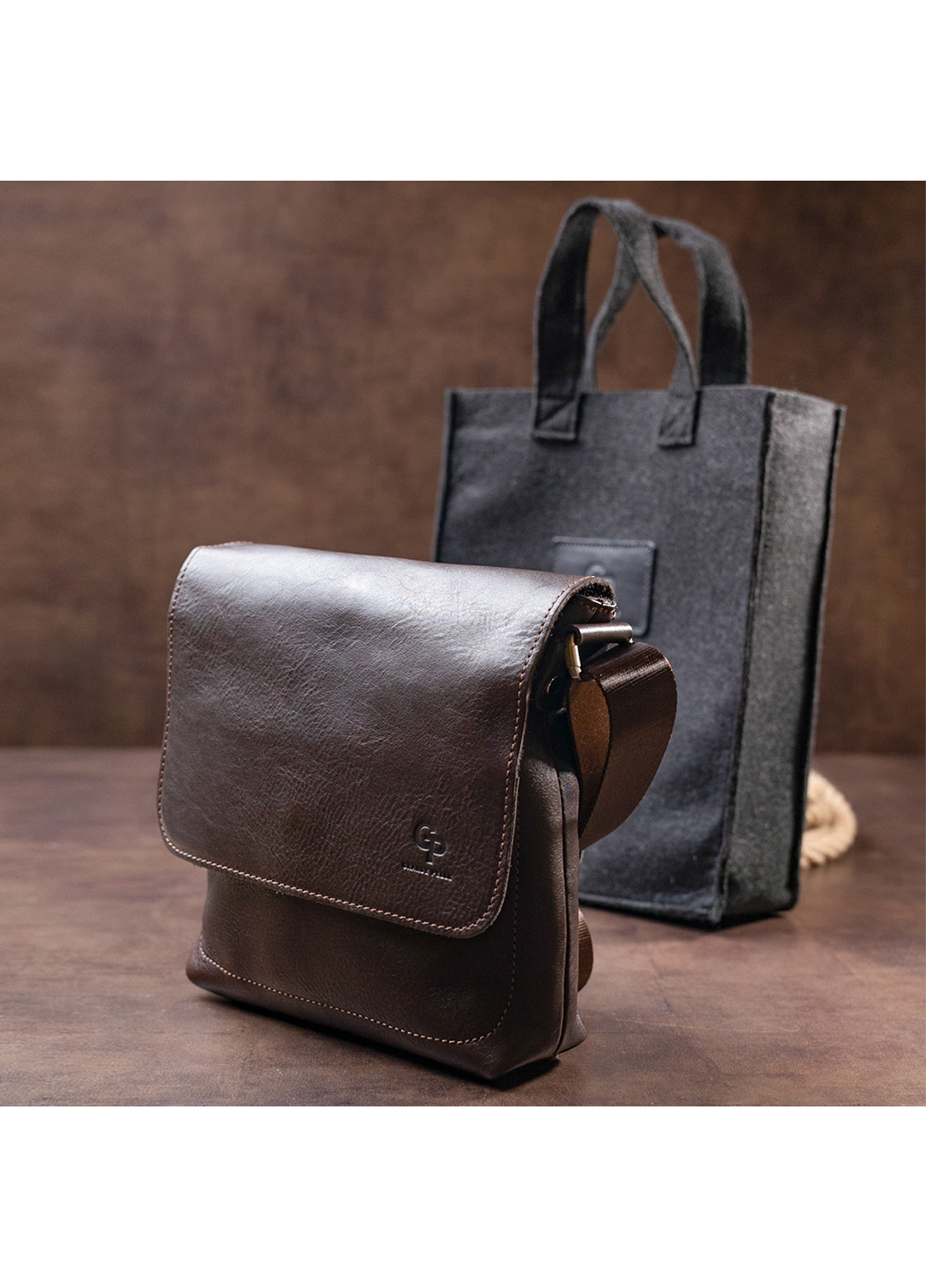 Чоловіча шкіряна сумка 21х23х4,5 см Grande Pelle (229460982)