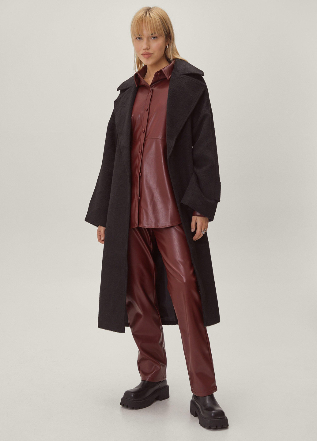 Чорне демісезонне Пальто Nasty Gal