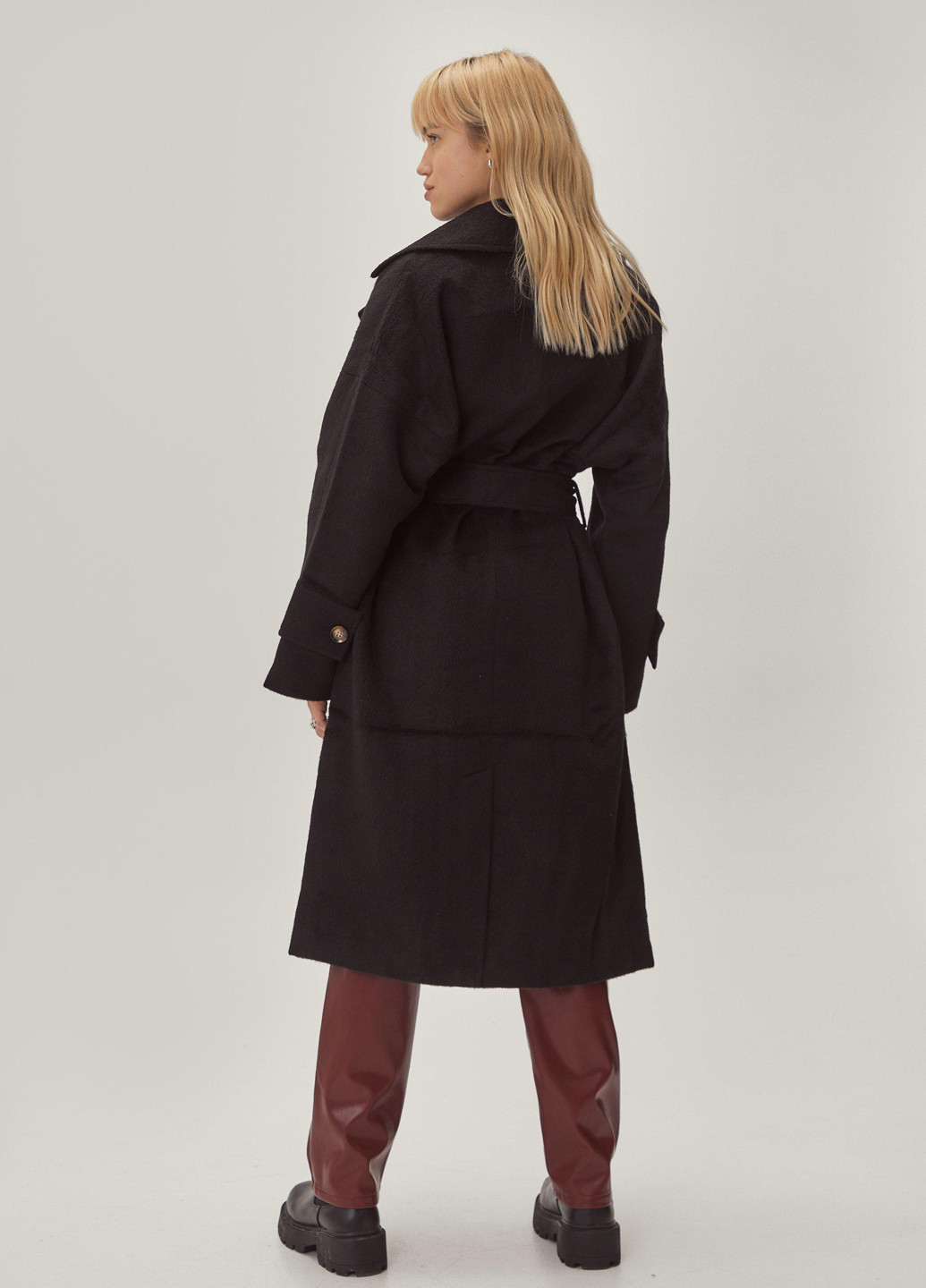 Чорне демісезонне Пальто Nasty Gal