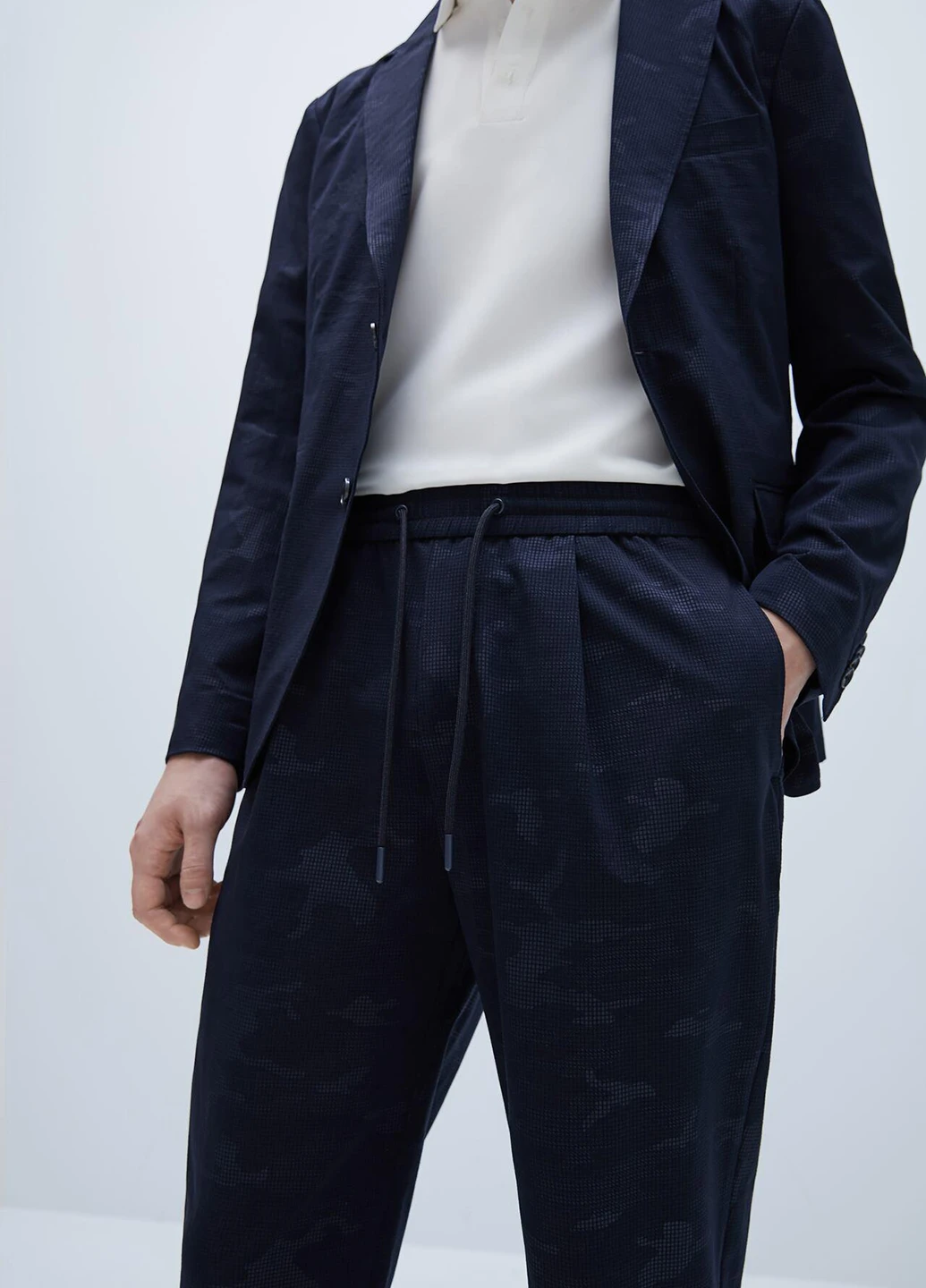 Темно-синие кэжуал демисезонные зауженные брюки Zara