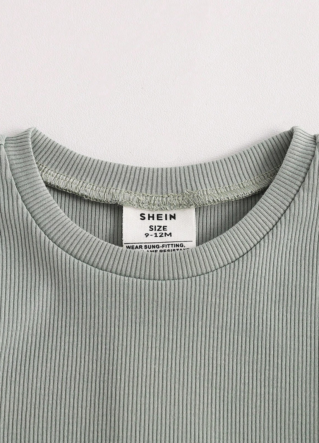 Серо-зеленая всесезон пижама (футболка, шорты) футболка + шорты SHEIN